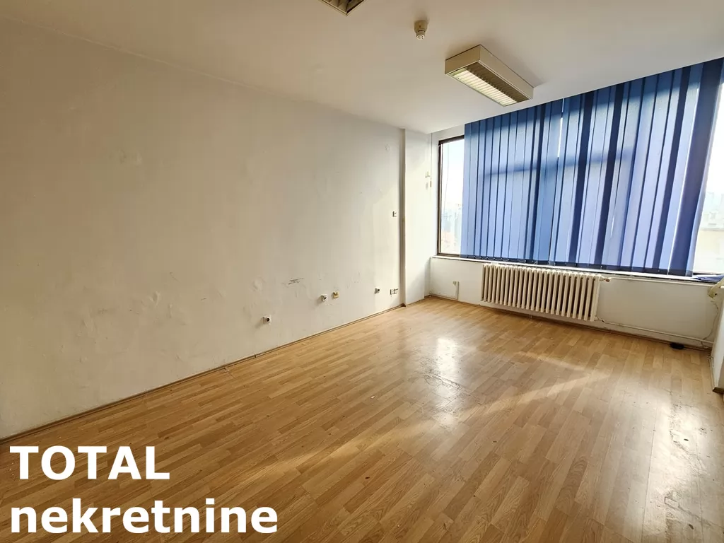 Poslovni prostori,NOVI SAD,CENTAR,kv: 850.00, € 10000, ID: 9189762 47