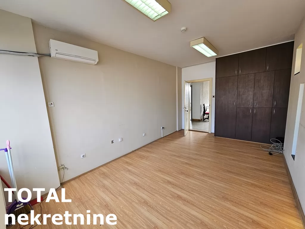 Poslovni prostori,NOVI SAD,CENTAR,kv: 850.00, € 10000, ID: 9189762 50