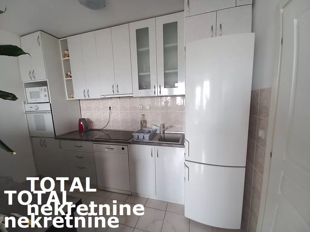 Stan,NOVI SAD,BULEVAR,kv: 101.00, € 257500, ID: 1093428 16