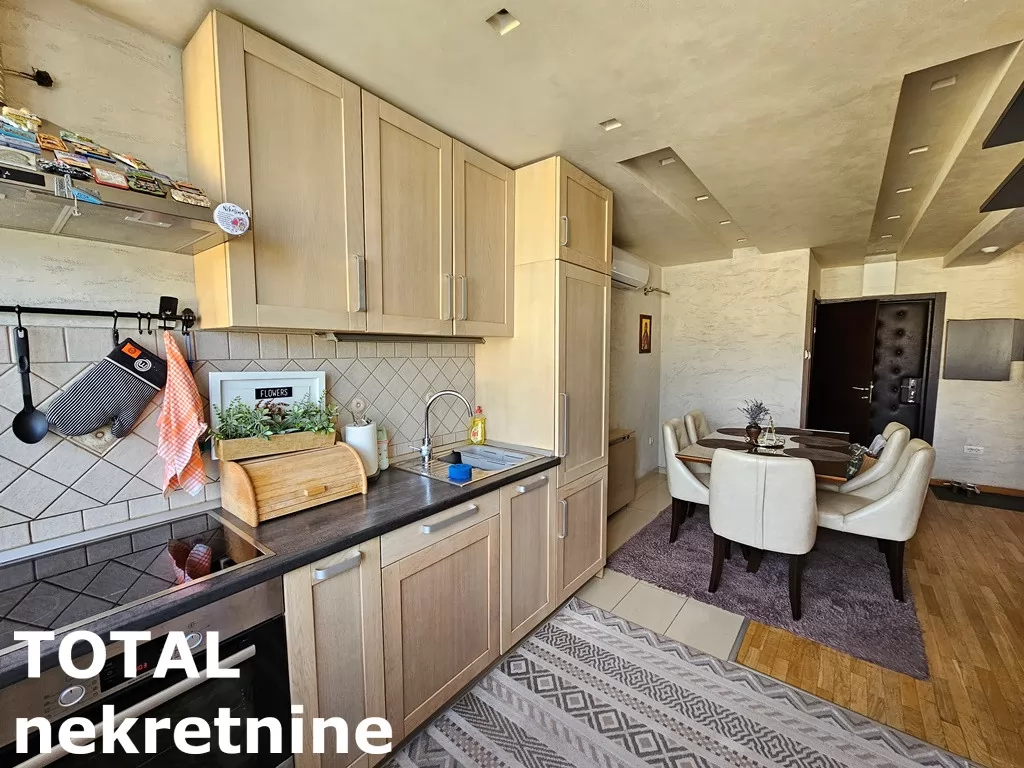 Stan,NOVI SAD,BULEVAR EVROPE,kv: 105.00, € 240000, ID: 1099173 8