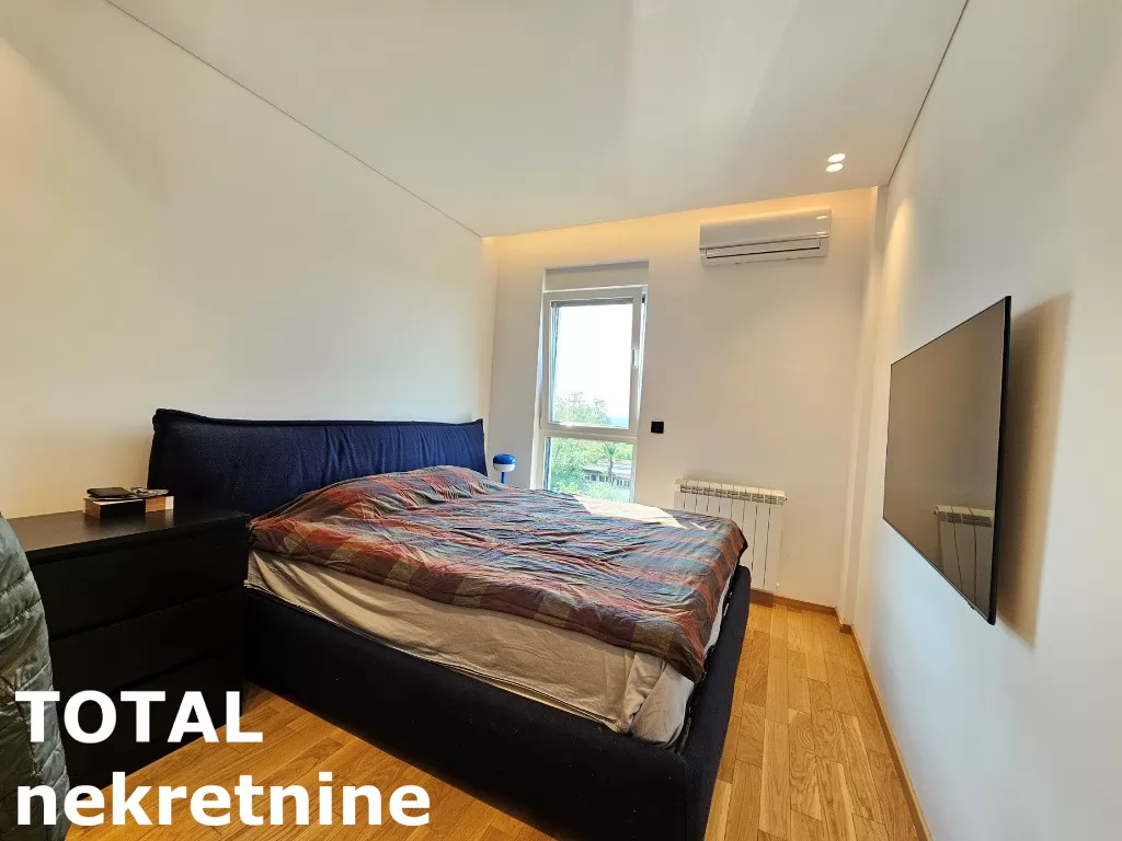 Stan,NOVI SAD,BULEVAR EVROPE,kv: 61.00, € 220000, ID: 1100378 9