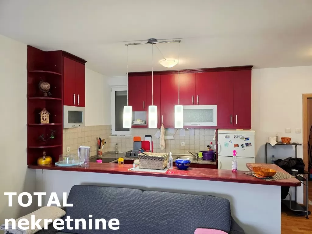 Stan,NOVI SAD,BULEVAR EVROPE,kv: 71.00, € 175000, ID: 1099952 3