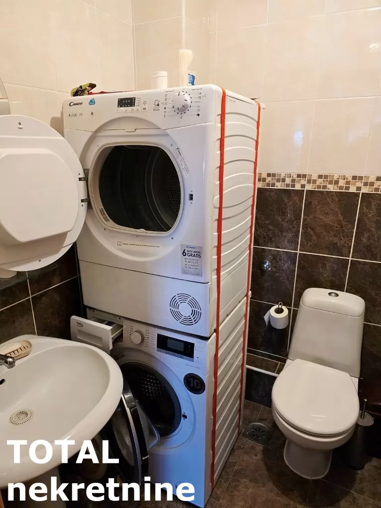 Stan,NOVI SAD,BULEVAR EVROPE,kv: 71.00, € 175000, ID: 1099952 5