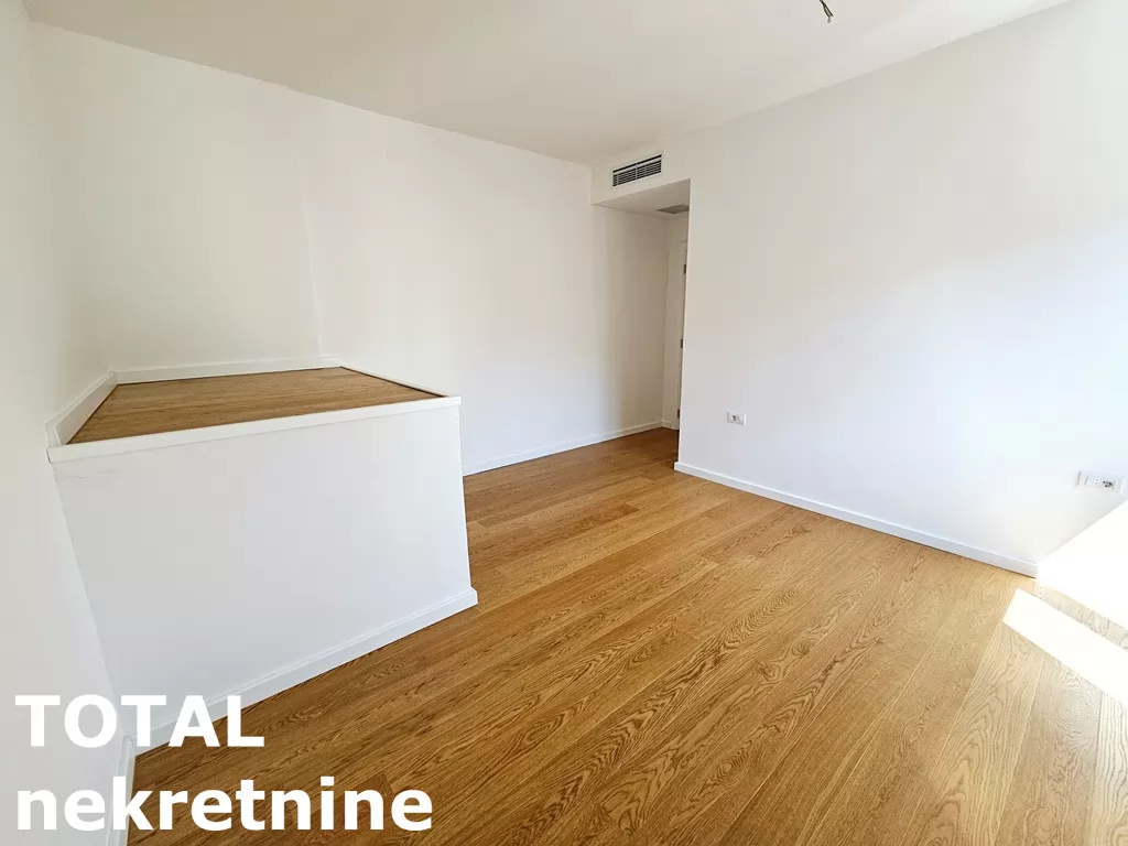 Stan,NOVI SAD,BULEVAR,kv: 104.00, € 319240, ID: 1098110 11