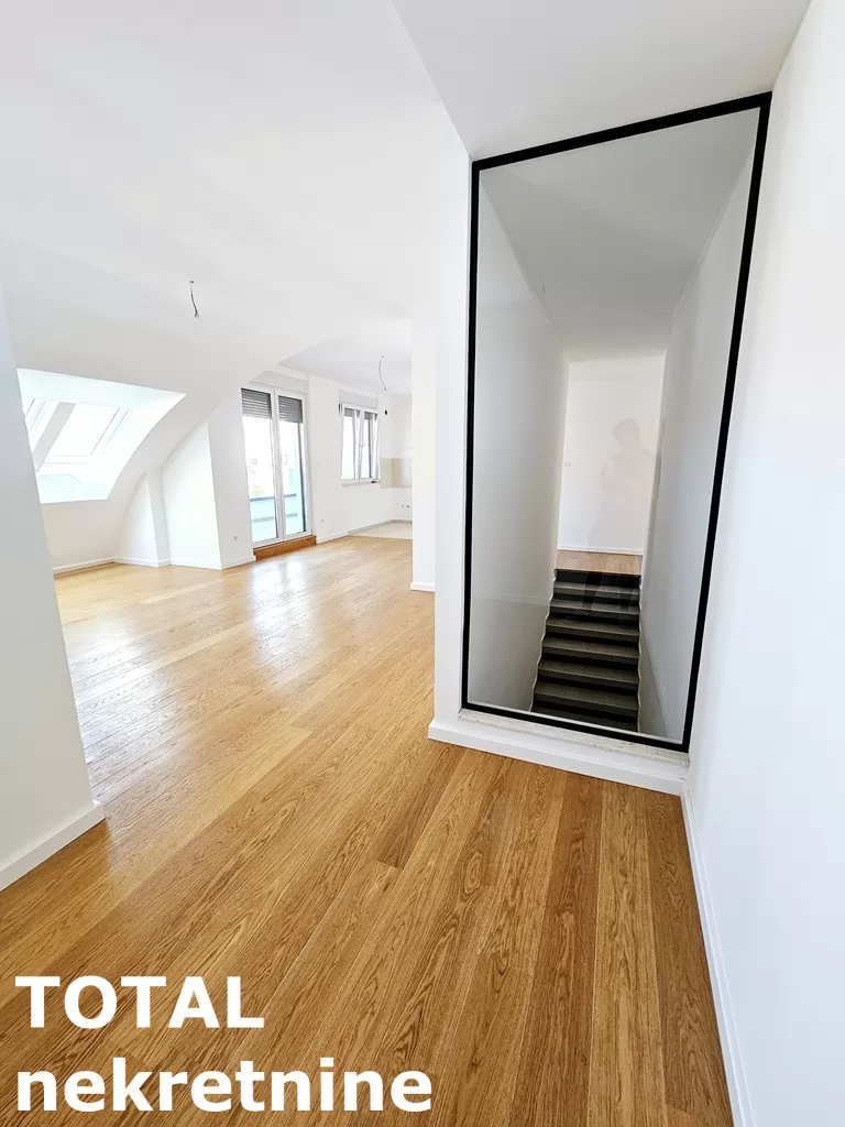 Stan,NOVI SAD,BULEVAR,kv: 104.00, € 319240, ID: 1098110 5