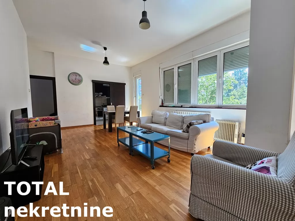 Stan,NOVI SAD,BULEVAR,kv: 110.00, € 320000, ID: 1098070 1