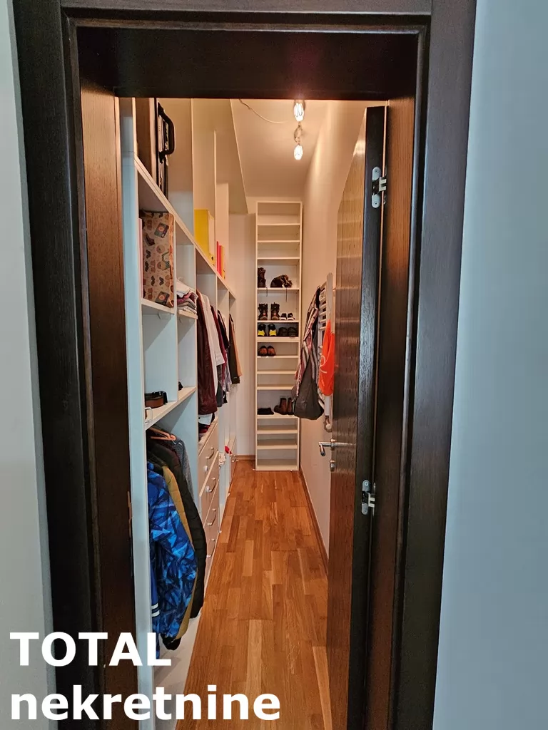 Stan,NOVI SAD,BULEVAR,kv: 110.00, € 320000, ID: 1098070 12