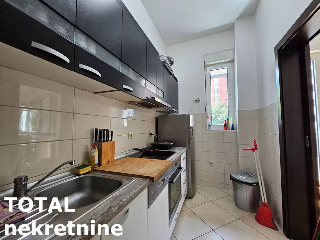 Stan,NOVI SAD,BULEVAR,kv: 110.00, € 320000, ID: 1098070 14