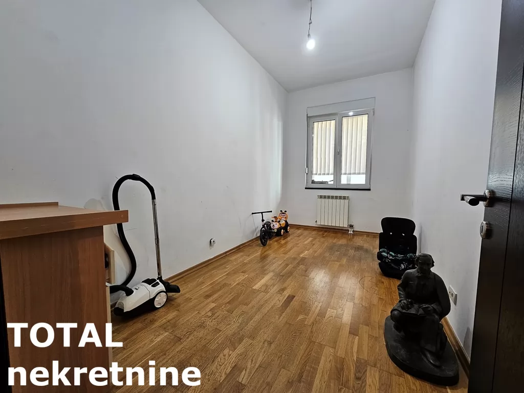 Stan,NOVI SAD,BULEVAR,kv: 110.00, € 320000, ID: 1098070 4