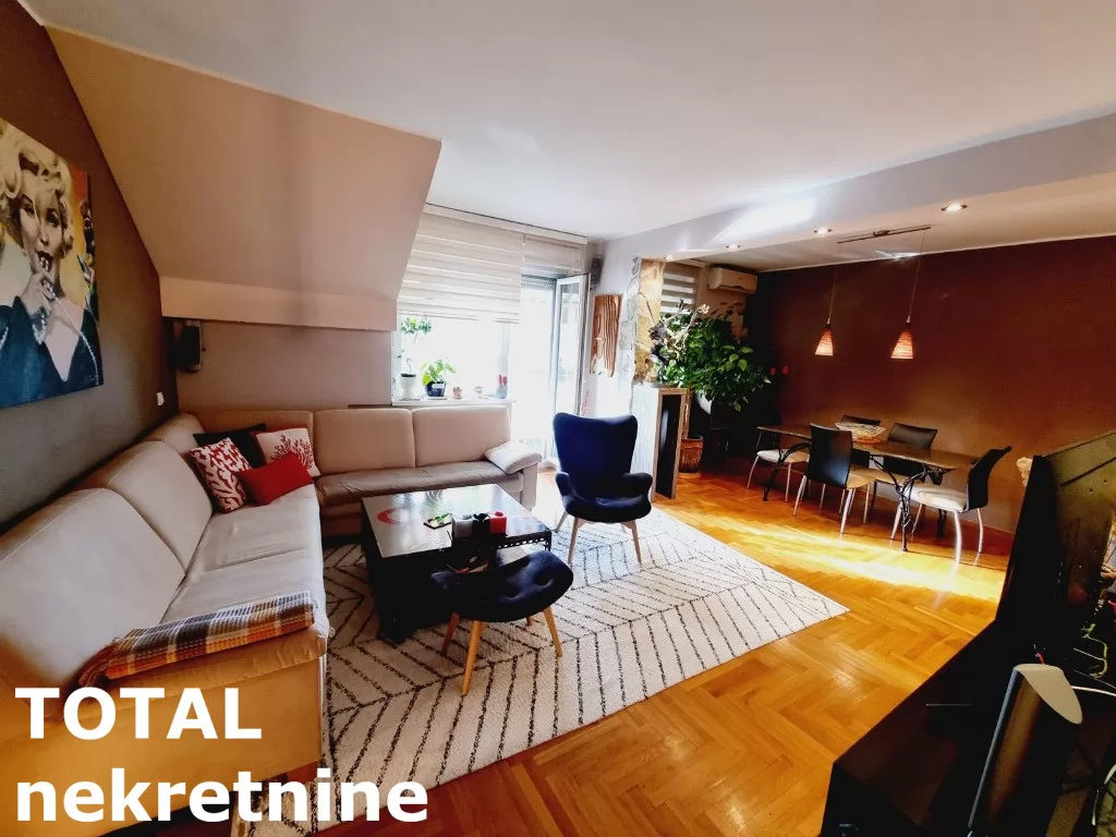 Stan,NOVI SAD,BULEVAR,kv: 127.00, € 300760, ID: 1099477 1