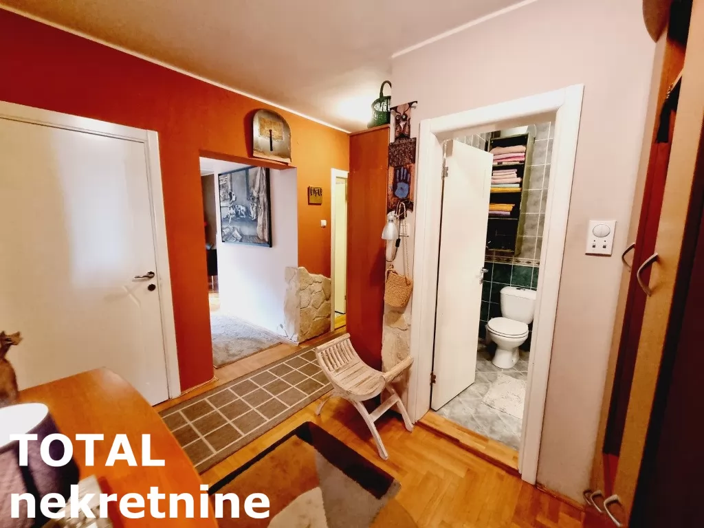 Stan,NOVI SAD,BULEVAR,kv: 127.00, € 300760, ID: 1099477 15