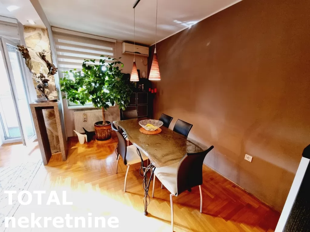 Stan,NOVI SAD,BULEVAR,kv: 127.00, € 300760, ID: 1099477 6