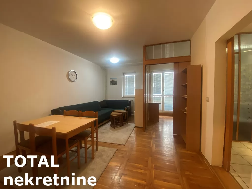Stan,NOVI SAD,BULEVAR,kv: 38.00, € 125000, ID: 1100875 1
