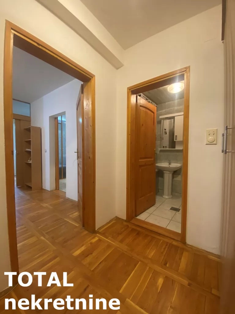 Stan,NOVI SAD,BULEVAR,kv: 38.00, € 125000, ID: 1100875 11