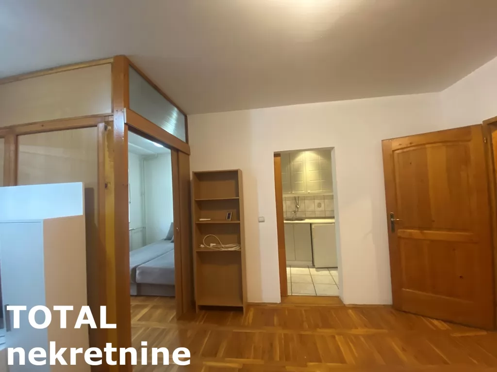 Stan,NOVI SAD,BULEVAR,kv: 38.00, € 125000, ID: 1100875 16