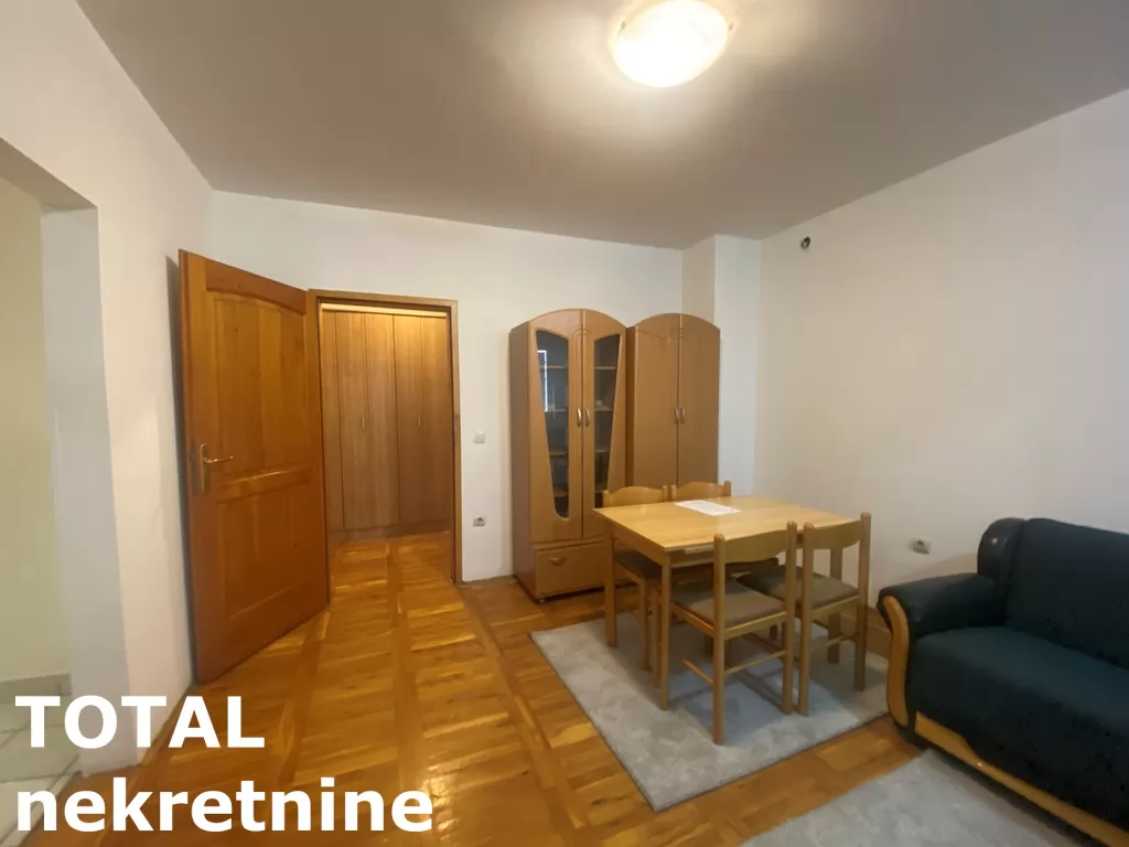 Stan,NOVI SAD,BULEVAR,kv: 38.00, € 125000, ID: 1100875 7