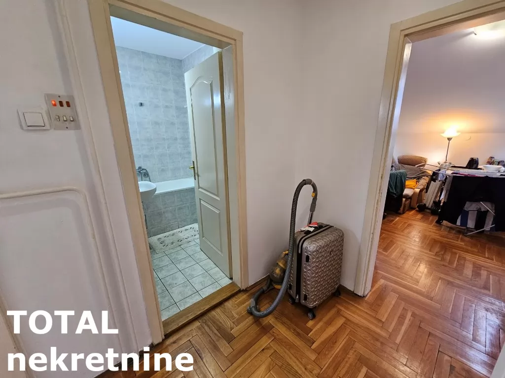 Stan,NOVI SAD,BULEVAR,kv: 40.00, € 113300, ID: 1100968 3