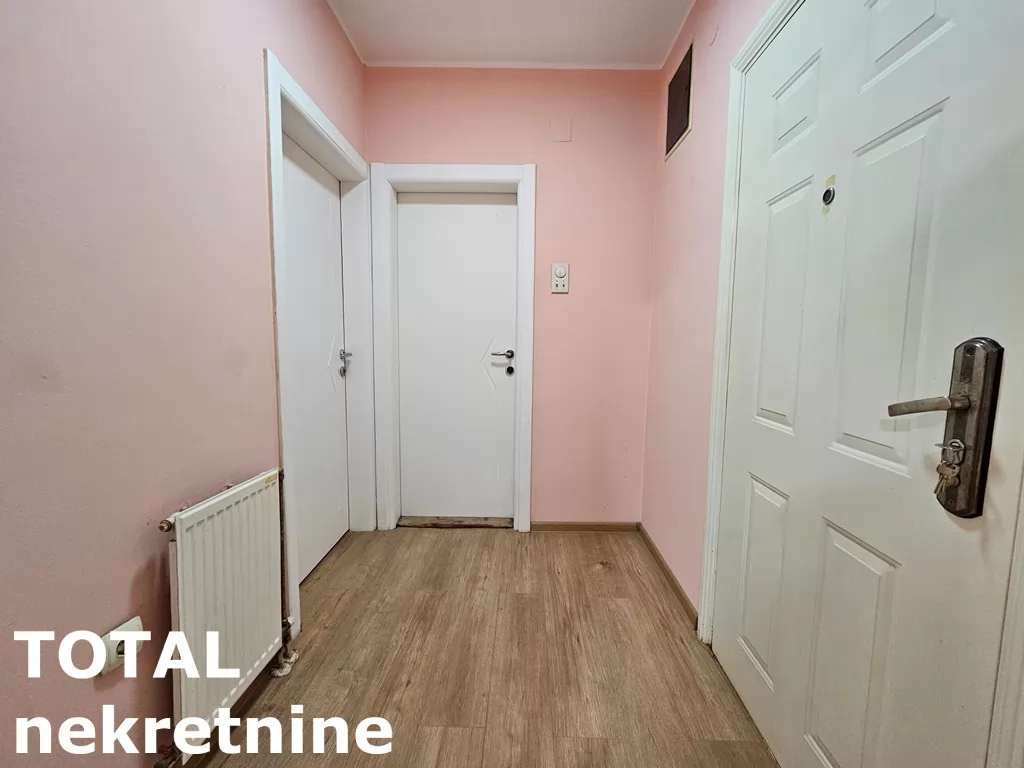 Stan,NOVI SAD,BULEVAR,kv: 46.00, € 133900, ID: 1099847 7