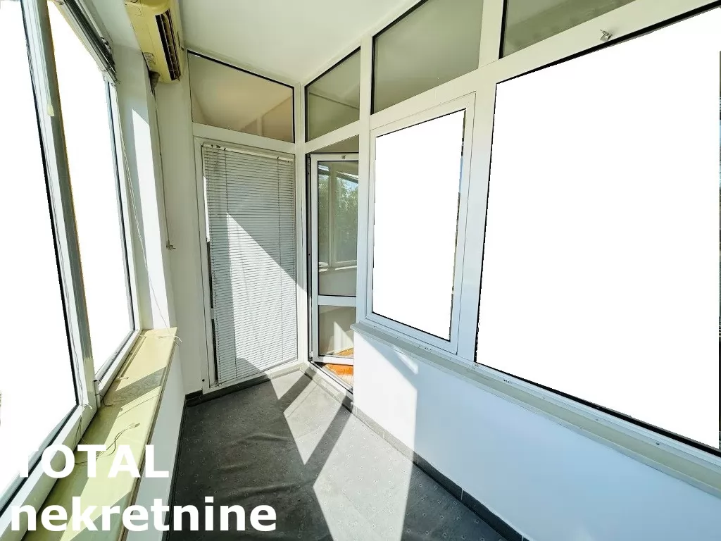 Stan,NOVI SAD,BULEVAR,kv: 46.00, € 147290, ID: 1099394 9