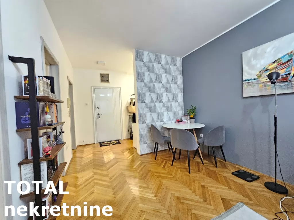 Stan,NOVI SAD,BULEVAR,kv: 49.00, € 137200, ID: 1100298 5