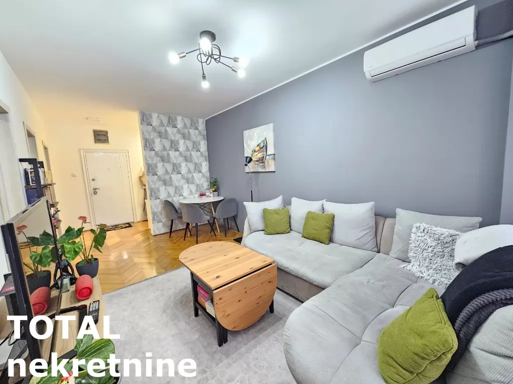 Stan,NOVI SAD,BULEVAR,kv: 49.00, € 137200, ID: 1100298 6