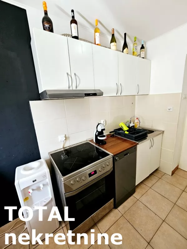 Stan,NOVI SAD,BULEVAR,kv: 50.00, € 144000, ID: 1101143 10