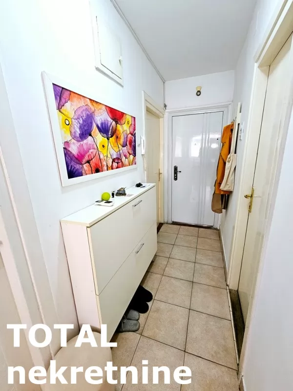 Stan,NOVI SAD,BULEVAR,kv: 50.00, € 144000, ID: 1101143 17