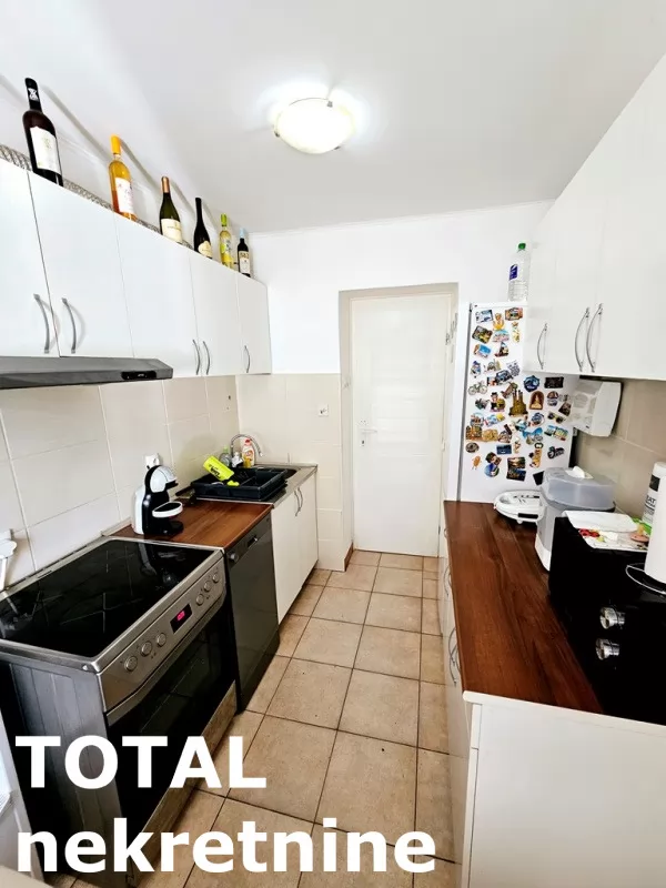 Stan,NOVI SAD,BULEVAR,kv: 50.00, € 144000, ID: 1101143 9