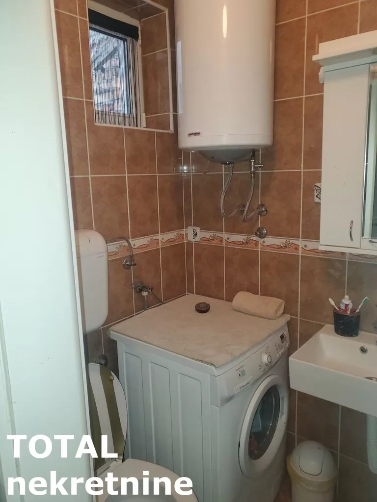 Stan,NOVI SAD,BULEVAR,kv: 52.00, € 129800, ID: 1098346 25