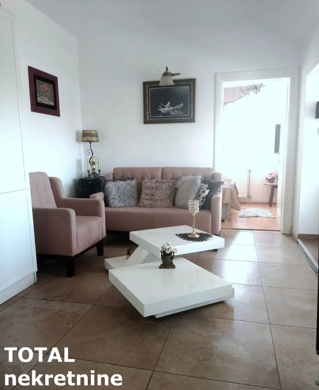 Stan,NOVI SAD,BULEVAR,kv: 52.00, € 129800, ID: 1098346 6