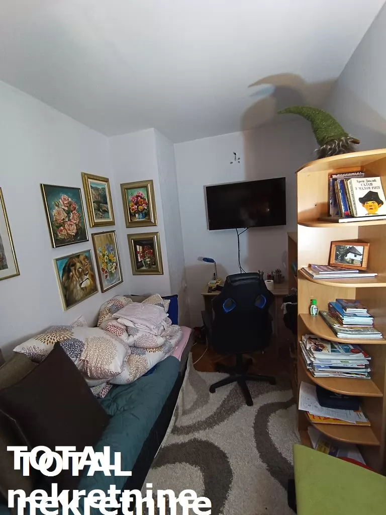 Stan,NOVI SAD,BULEVAR,kv: 56.00, € 133900, ID: 1094173 9