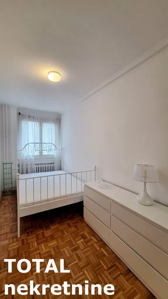 Stan,NOVI SAD,BULEVAR,kv: 60.00, € 165000, ID: 1101150 12