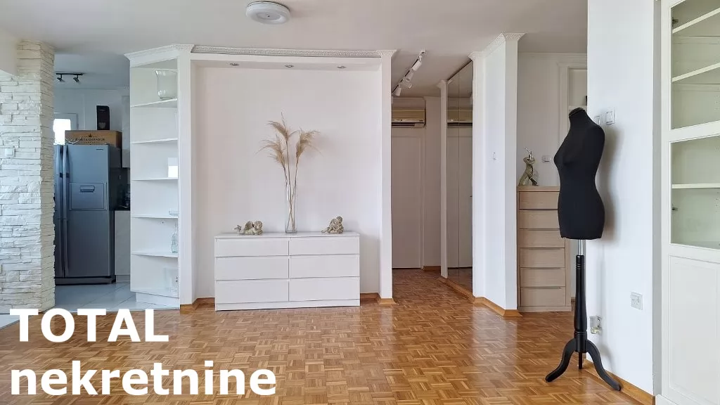 Stan,NOVI SAD,BULEVAR,kv: 60.00, € 165000, ID: 1101150 4