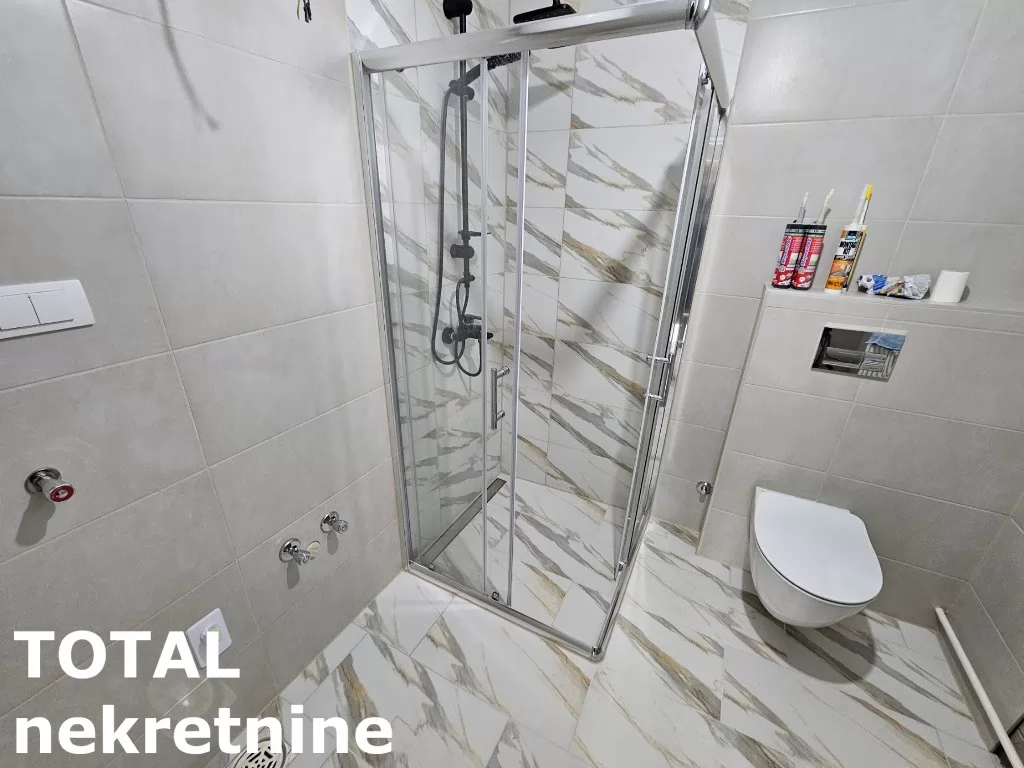 Stan,NOVI SAD,BULEVAR,kv: 63.00, € 161400, ID: 1100087 10