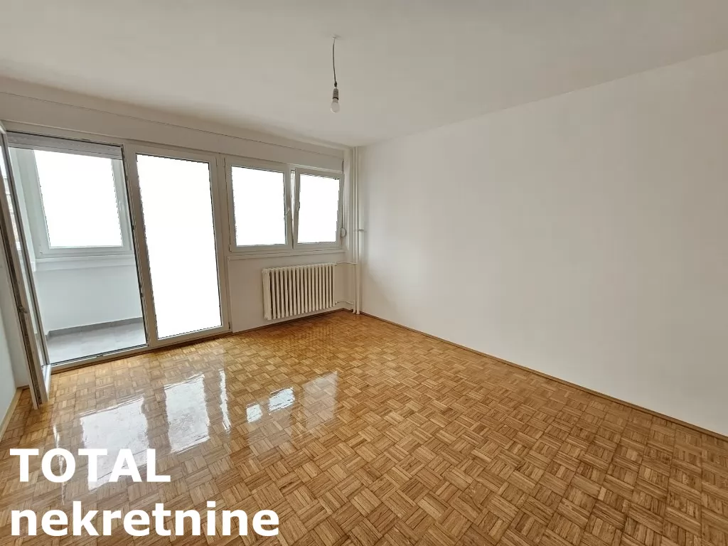 Stan,NOVI SAD,BULEVAR,kv: 63.00, € 161400, ID: 1100087 2