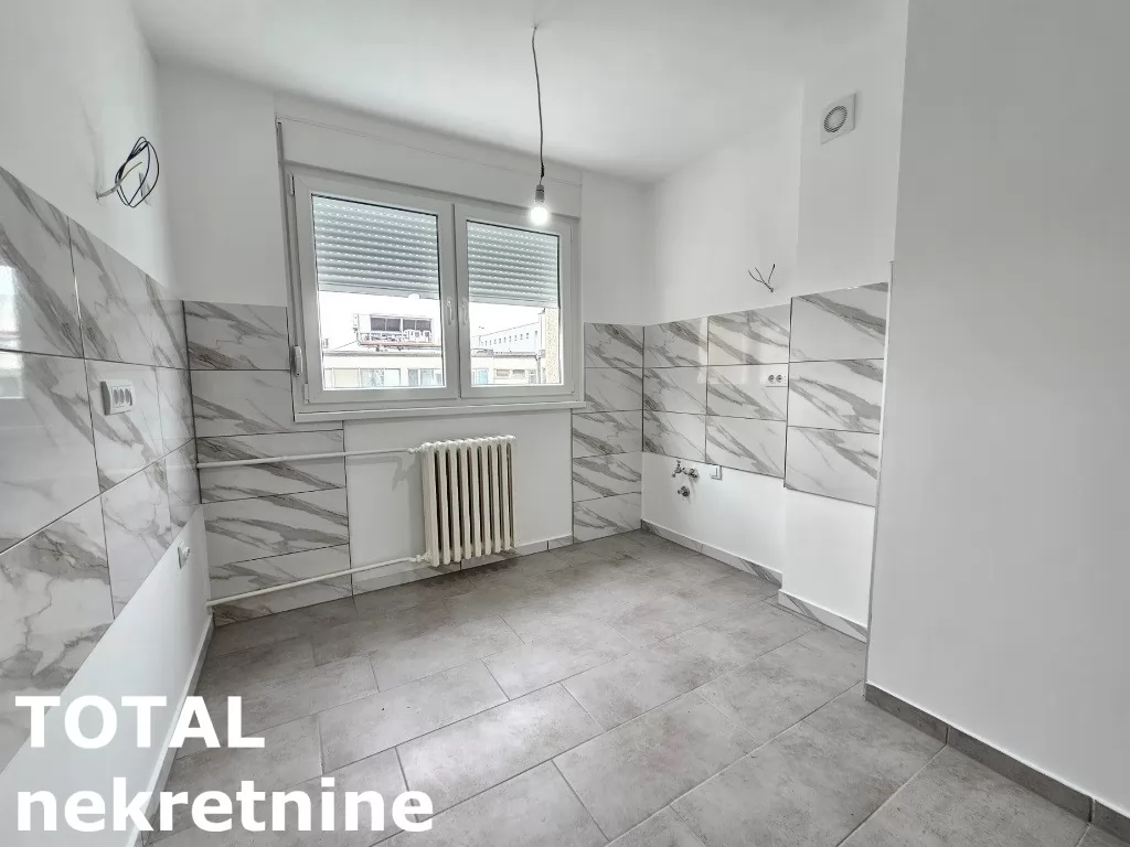 Stan,NOVI SAD,BULEVAR,kv: 63.00, € 161400, ID: 1100087 8