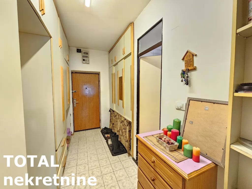 Stan,NOVI SAD,BULEVAR,kv: 65.00, € 195000, ID: 1100562 10