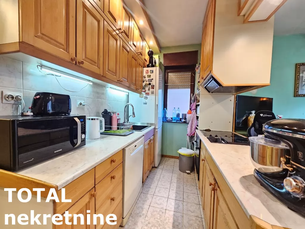 Stan,NOVI SAD,BULEVAR,kv: 65.00, € 195000, ID: 1100562 4