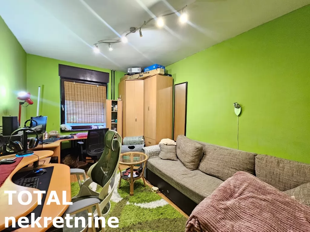 Stan,NOVI SAD,BULEVAR,kv: 65.00, € 195000, ID: 1100562 7