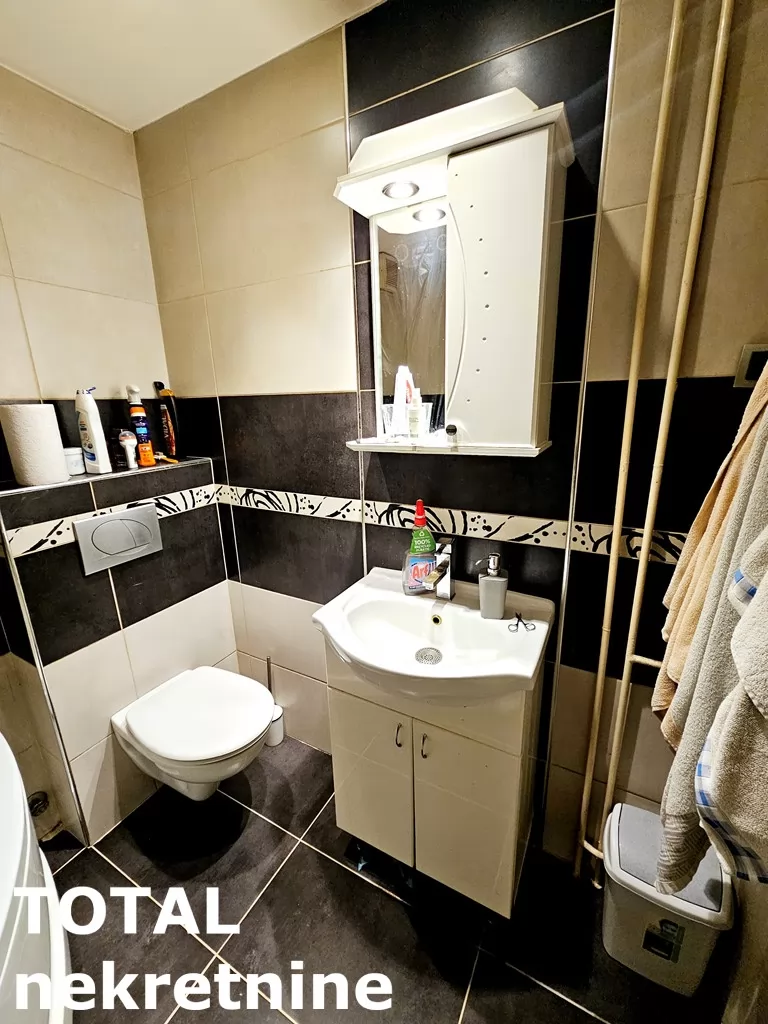 Stan,NOVI SAD,BULEVAR,kv: 66.00, € 152000, ID: 1101057 15