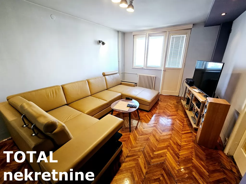 Stan,NOVI SAD,BULEVAR,kv: 66.00, € 152000, ID: 1101057 2