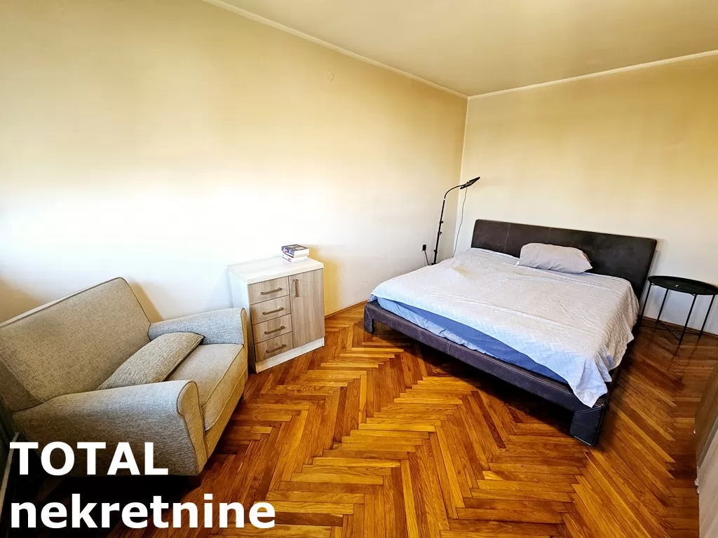 Stan,NOVI SAD,BULEVAR,kv: 66.00, € 152000, ID: 1101057 6