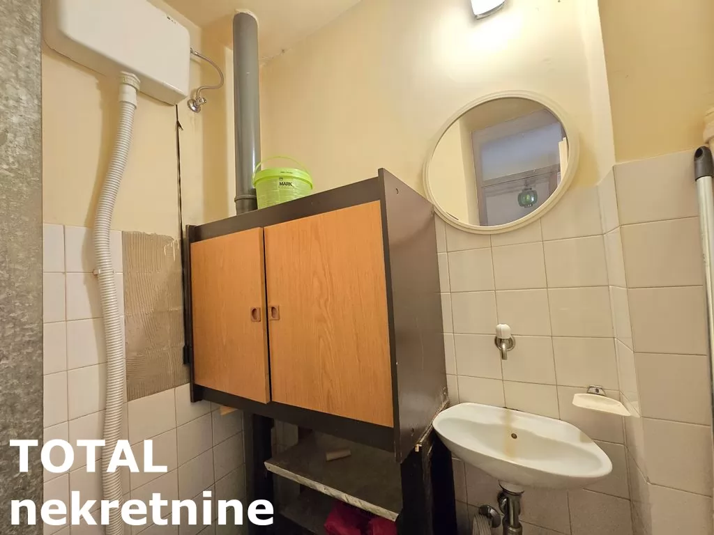 Stan,NOVI SAD,BULEVAR,kv: 74.00, € 160000, ID: 1099469 10