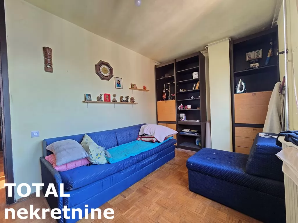 Stan,NOVI SAD,BULEVAR,kv: 74.00, € 160000, ID: 1099469 12