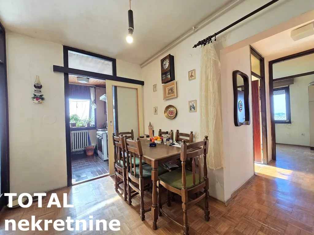 Stan,NOVI SAD,BULEVAR,kv: 74.00, € 160000, ID: 1099469 6