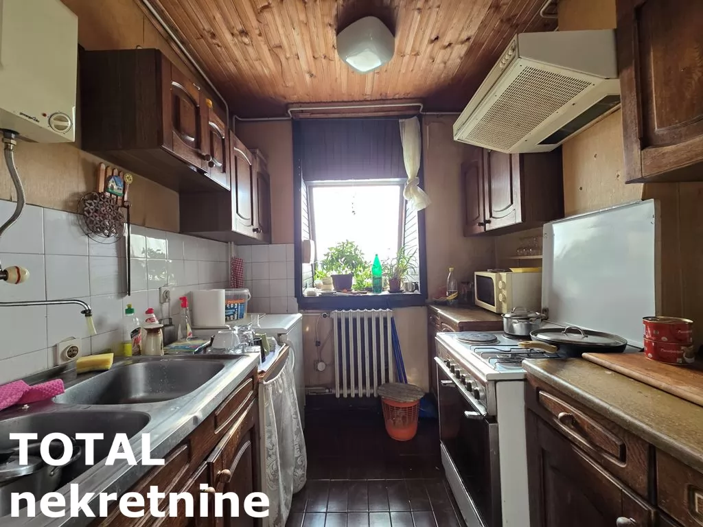 Stan,NOVI SAD,BULEVAR,kv: 74.00, € 160000, ID: 1099469 8