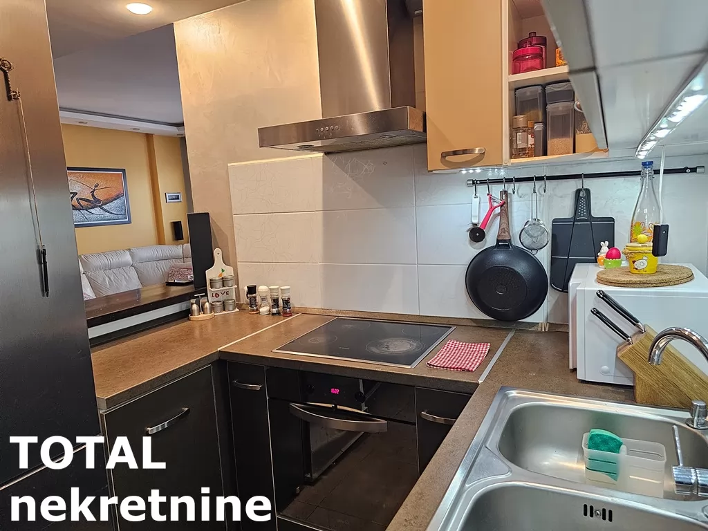 Stan,NOVI SAD,BULEVAR,kv: 74.00, € 206000, ID: 1097343 15