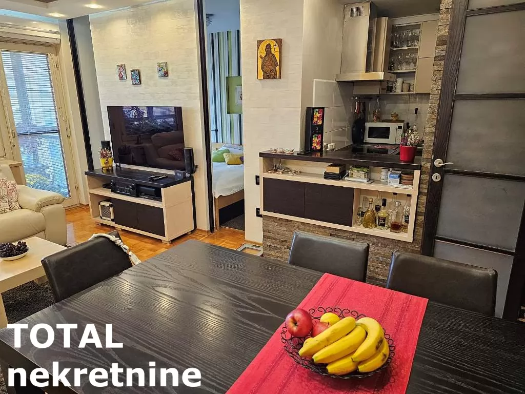 Stan,NOVI SAD,BULEVAR,kv: 74.00, € 206000, ID: 1097343 4