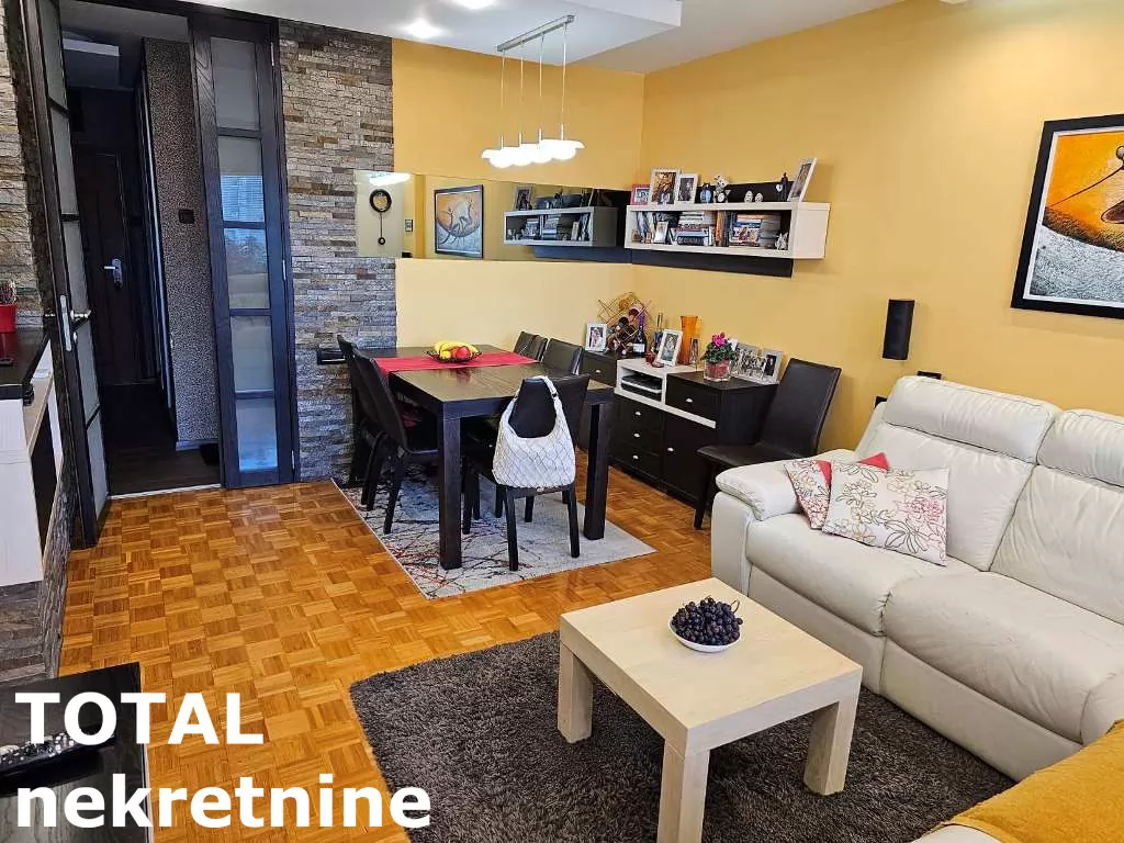 Stan,NOVI SAD,BULEVAR,kv: 74.00, € 206000, ID: 1097343 5