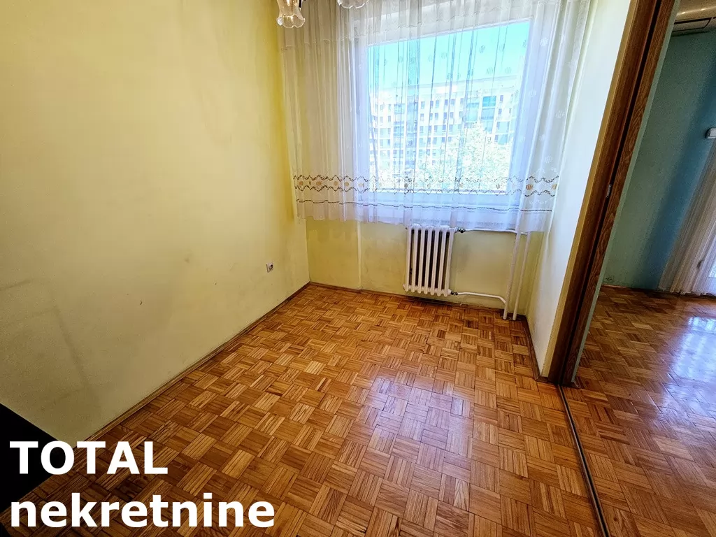 Stan,NOVI SAD,BULEVAR,kv: 74.00, € 206000, ID: 1100904 10